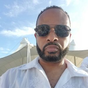 Meet your Posher, Royal